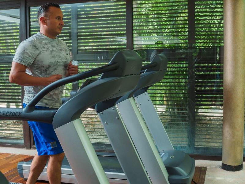 Machine training Blue Diamond Wellness Resort Riviera Maya Machine training Blue Diamond Wellness Resort Riviera Maya